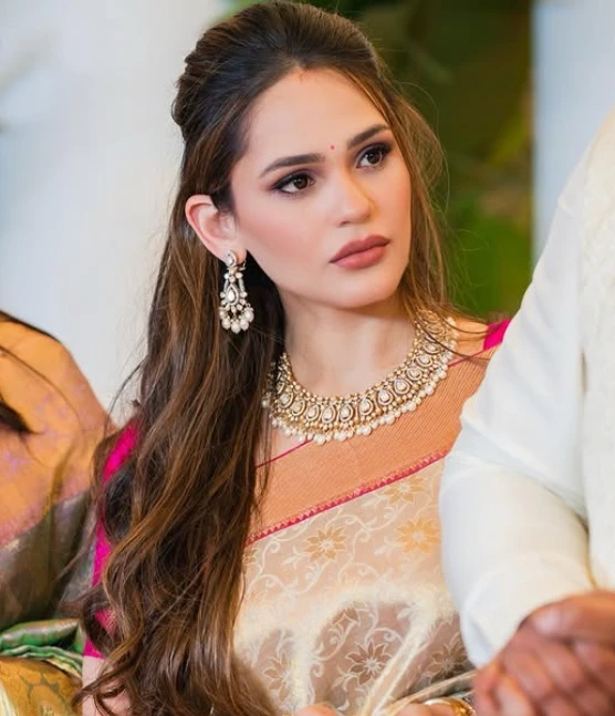 Aviva Bidapa’s Net Worth